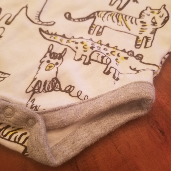 Baby 0-3 - Picture 2 of 8